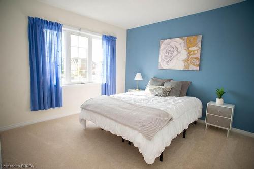 8 Turnbull Drive, Brantford, ON - Indoor Photo Showing Bedroom