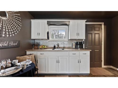 105 William Street, Delhi, ON - Indoor Photo Showing Kitchen