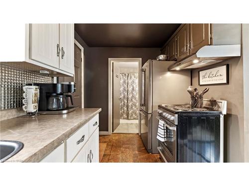 105 William Street, Delhi, ON - Indoor Photo Showing Kitchen