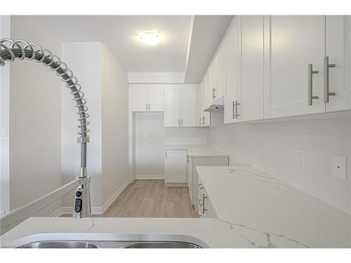 157-677 Park Road N, Brantford, ON - Indoor Photo Showing Kitchen With Double Sink