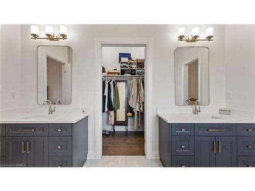 790 South Coast Drive, Peacock Point, ON - Indoor Photo Showing Bathroom