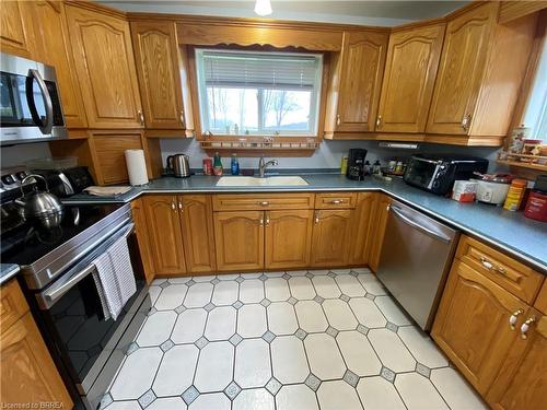 1163 Concession 7 Road, Townsend, ON - Indoor Photo Showing Kitchen