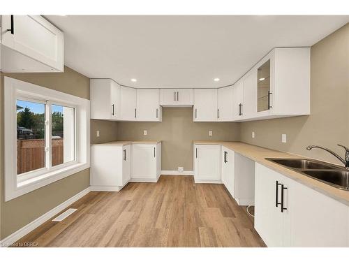 81 Banfield Street, Paris, ON - Indoor Photo Showing Kitchen With Double Sink