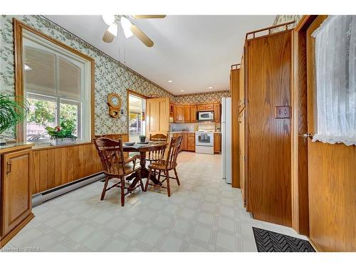 5 Oxford Street E, Drumbo, ON - Indoor Photo Showing Dining Room