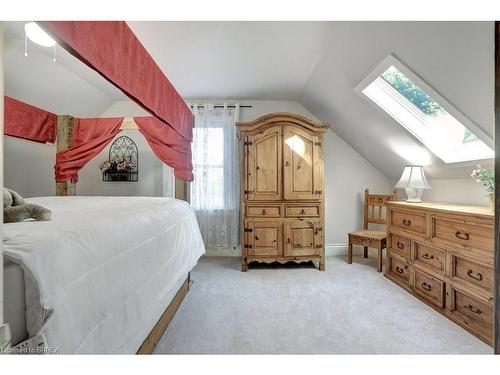 41 Locks Road, Brantford, ON - Indoor Photo Showing Bedroom