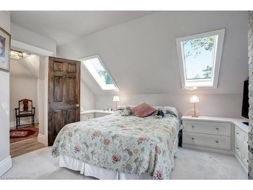 41 Locks Road, Brantford, ON - Indoor Photo Showing Bedroom