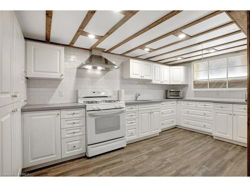 41 Locks Road, Brantford, ON - Indoor Photo Showing Kitchen