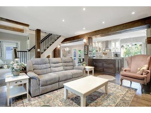 41 Locks Road, Brantford, ON - Indoor Photo Showing Living Room