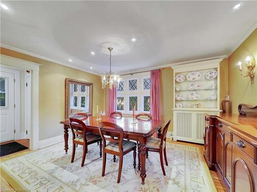 282 Dufferin Avenue, Brantford, ON - Indoor Photo Showing Dining Room