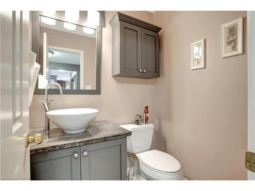 146 Blackburn Drive, Brantford, ON - Indoor Photo Showing Bathroom