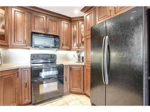 146 Blackburn Drive, Brantford, ON - Indoor Photo Showing Kitchen