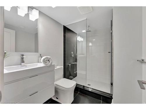 1 Gaywood Gardens, Brantford, ON - Indoor Photo Showing Bathroom