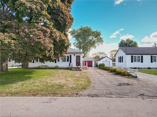 9 Willow Drive, Brantford, ON - Outdoor With Facade