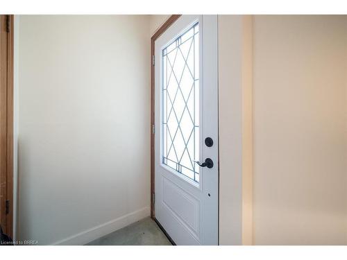 9 Willow Drive, Brantford, ON - Indoor Photo Showing Other Room