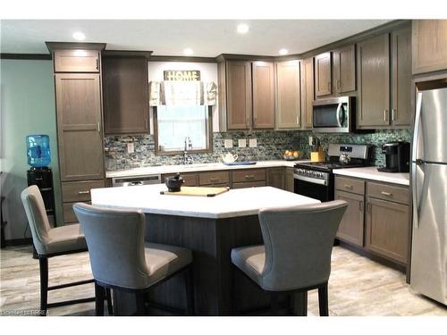 191A-99 Fourth Concession Road, Burford, ON - Indoor Photo Showing Kitchen With Upgraded Kitchen