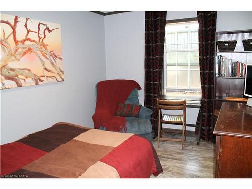 191A-99 Fourth Concession Road, Burford, ON - Indoor Photo Showing Bedroom