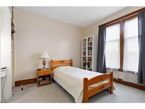 116 Terrace Hill Street, Brantford, ON - Indoor Photo Showing Bedroom