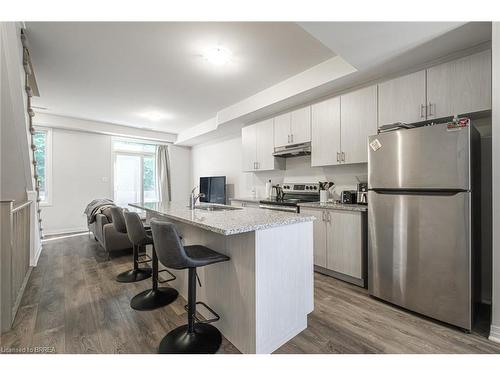 57-2 Willow Street, Paris, ON - Indoor Photo Showing Kitchen With Upgraded Kitchen