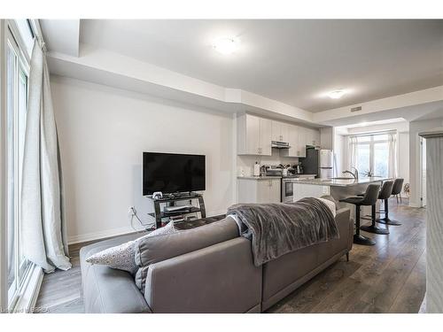 57-2 Willow Street, Paris, ON - Indoor Photo Showing Living Room