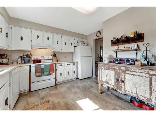 37 Miller Crescent, Simcoe, ON - Indoor Photo Showing Kitchen