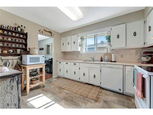 37 Miller Crescent, Simcoe, ON - Indoor Photo Showing Kitchen