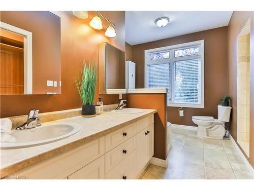 119A Duncombe Road, Waterford, ON - Indoor Photo Showing Bathroom