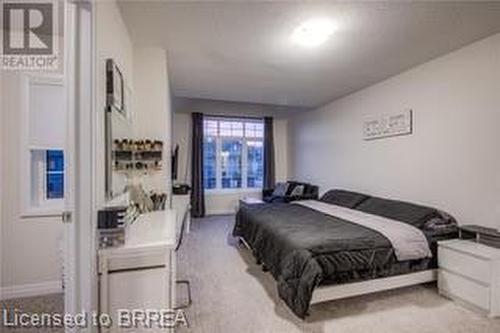 A4-145 South Creek Drive, Kitchener, ON - Indoor Photo Showing Bedroom