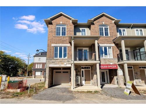 159-677 Park Road N, Brantford, ON - Outdoor With Balcony With Facade