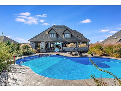 24 Tedley Boulevard, Brantford, ON - Outdoor With In Ground Pool With Backyard