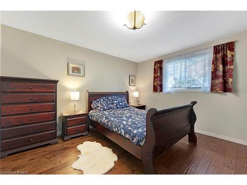 26-570 West Street, Brantford, ON - Indoor Photo Showing Bedroom