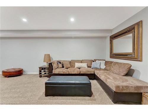 26-570 West Street, Brantford, ON - Indoor Photo Showing Living Room