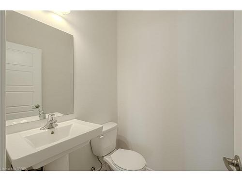 154-677 Park Road N, Brantford, ON - Indoor Photo Showing Bathroom