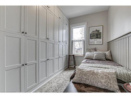 251 Upper Queen Street, Thames Centre, ON - Indoor Photo Showing Bedroom