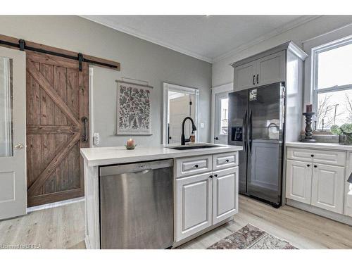 251 Upper Queen Street, Thames Centre, ON - Indoor Photo Showing Kitchen