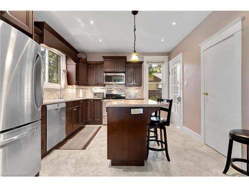 265 Park Avenue, Brantford, ON - Indoor Photo Showing Kitchen With Upgraded Kitchen