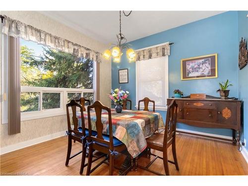 265 Park Avenue, Brantford, ON - Indoor Photo Showing Dining Room