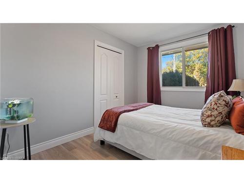 132 Chapel Street, Simcoe, ON - Indoor Photo Showing Bedroom