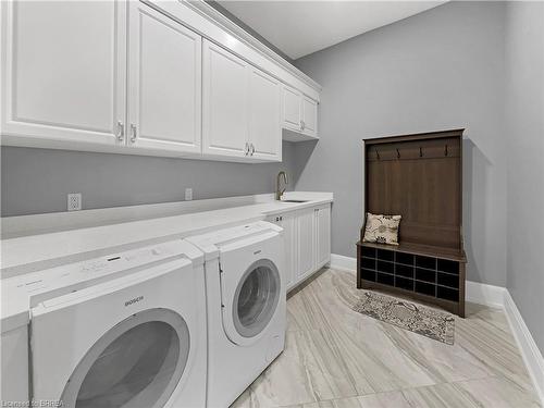 18 Harper Boulevard, Brantford, ON - Indoor Photo Showing Laundry Room