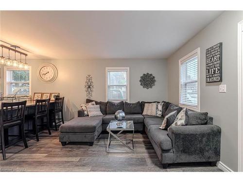 287 Brock Street, Brantford, ON - Indoor Photo Showing Living Room