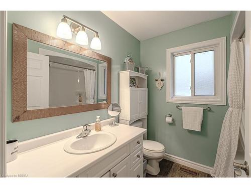 287 Brock Street, Brantford, ON - Indoor Photo Showing Bathroom