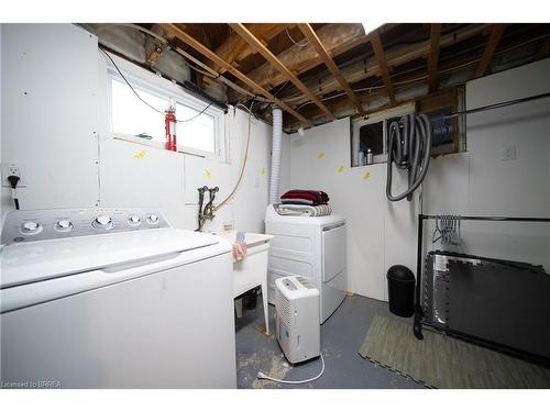 69 Elm Street, Simcoe, ON - Indoor Photo Showing Laundry Room