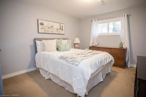 47 Coulbeck Road, Brantford, ON - Indoor Photo Showing Bedroom