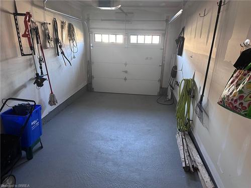 110 Flagg Avenue, Paris, ON - Indoor Photo Showing Garage