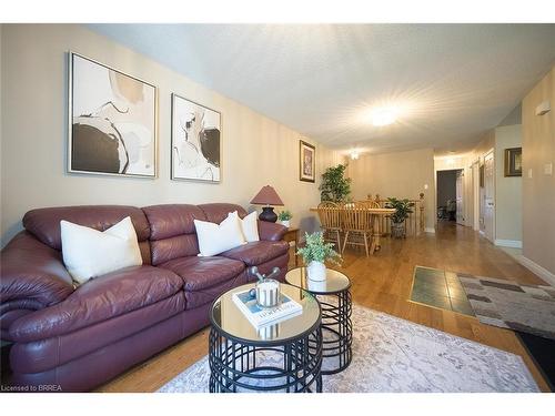 21 Galileo Boulevard, Brantford, ON - Indoor Photo Showing Living Room