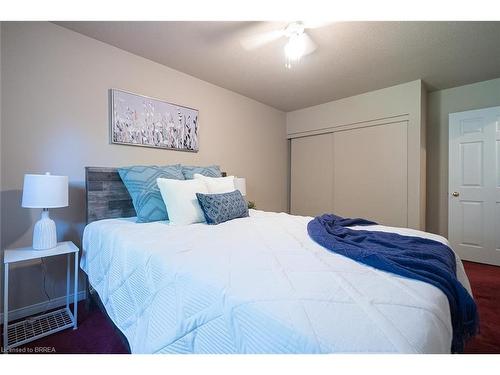 21 Galileo Boulevard, Brantford, ON - Indoor Photo Showing Bedroom