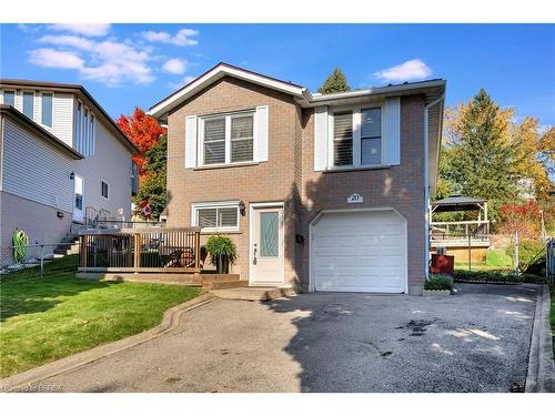 20 Farmington Place, Kitchener, ON - Outdoor With Deck Patio Veranda