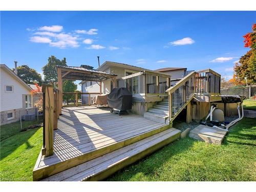 20 Farmington Place, Kitchener, ON - Outdoor With Deck Patio Veranda With Exterior