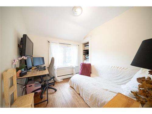 21 Frederick Street, Brantford, ON - Indoor Photo Showing Other Room