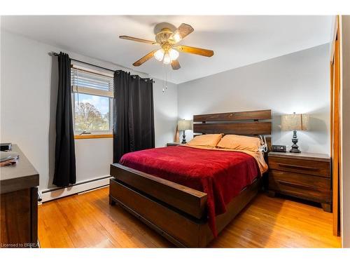 21 Janet Street, Port Colborne, ON - Indoor Photo Showing Bedroom