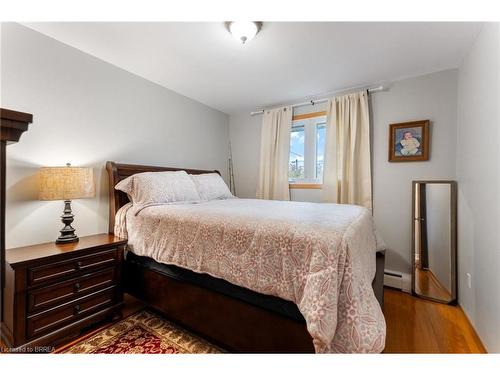 21 Janet Street, Port Colborne, ON - Indoor Photo Showing Bedroom